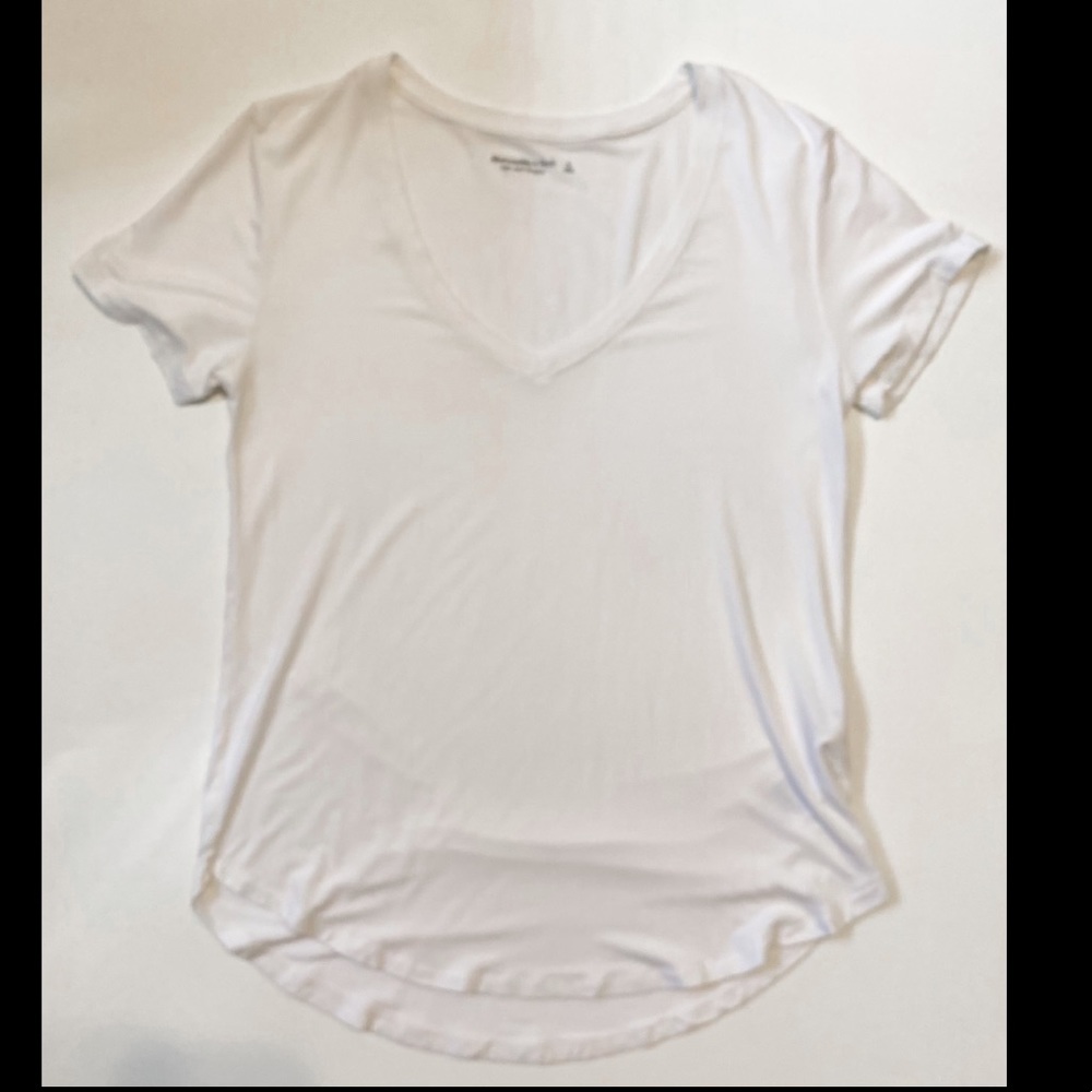 Abercrombie white tee